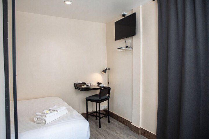 Room 14 of 44