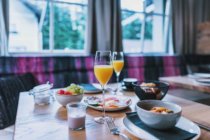 Breakfast/Coffee Service 113 of 124