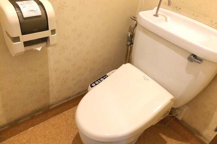 Room 13 of 25