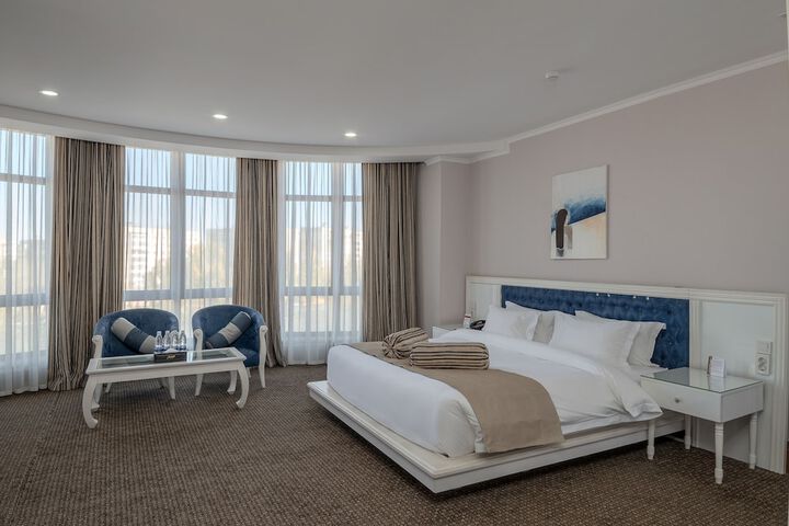Room 52 of 116