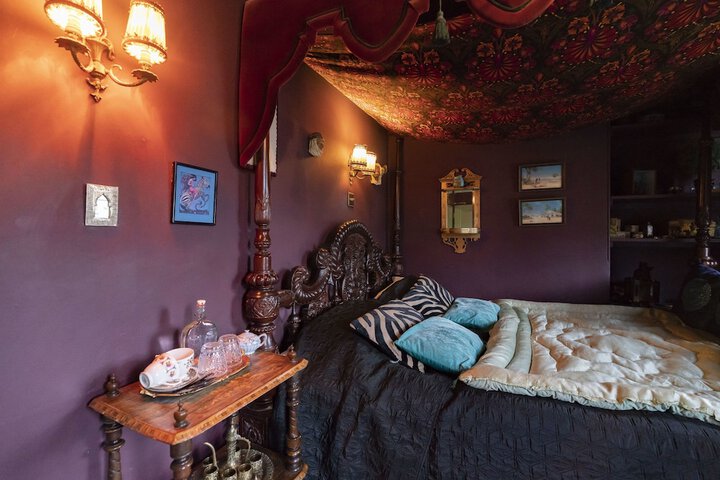 Room 21 of 108