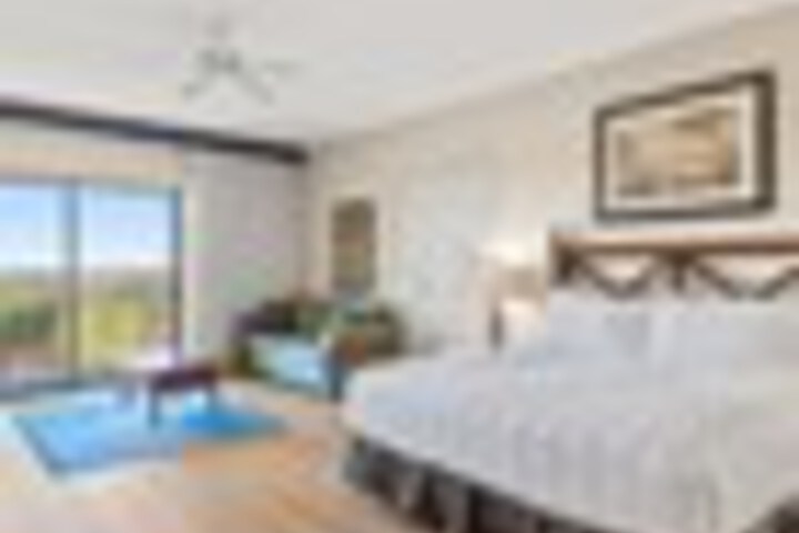 Room 50 of 444