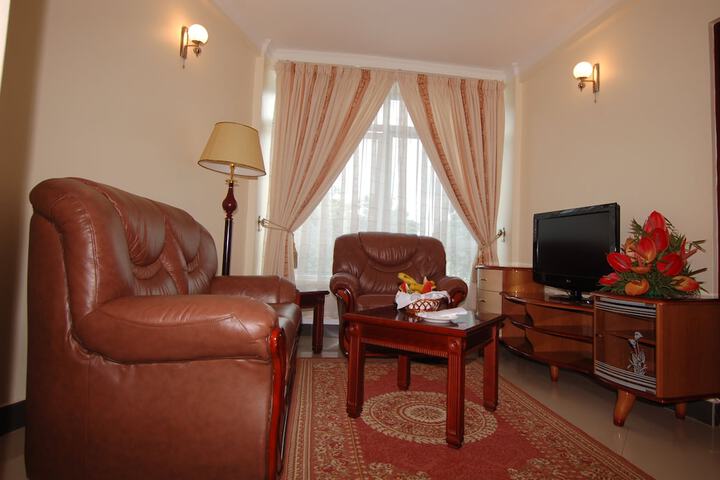 Room 8 of 20