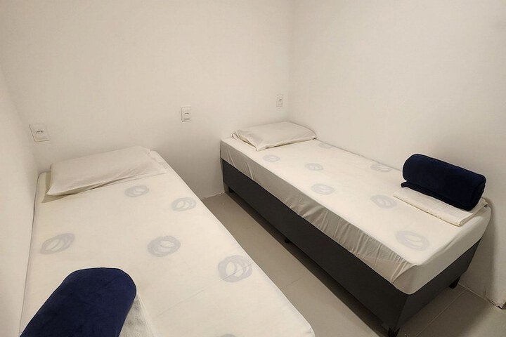Room 12 of 42