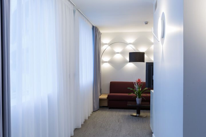Room 97 of 278
