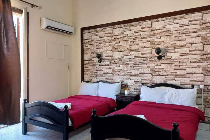 Room 18 of 51