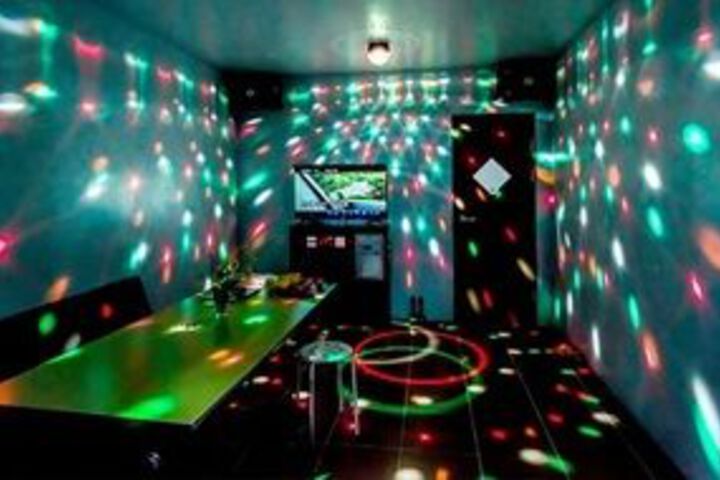 Room 14 of 22