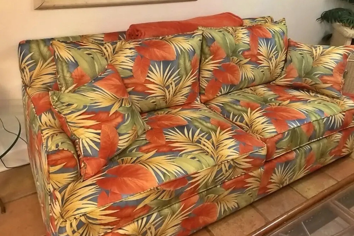 Exterior of Treasure Island Beach Retreat Sleeps Up To 15