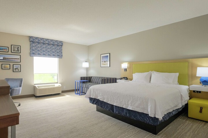 1 King Bed (17 of 36)