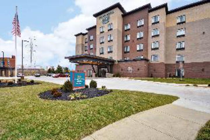 Hotel 13 of 33