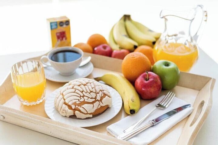 Breakfast/Coffee Service 18 of 25