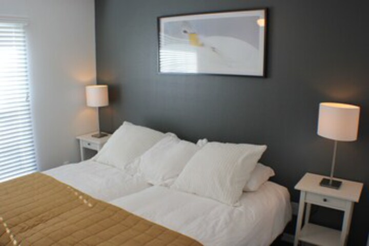 Room 30 of 39