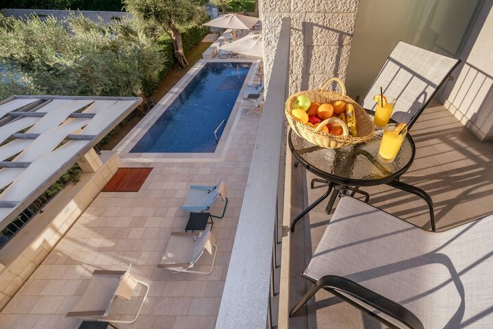 Terrace/Patio 28 of 62