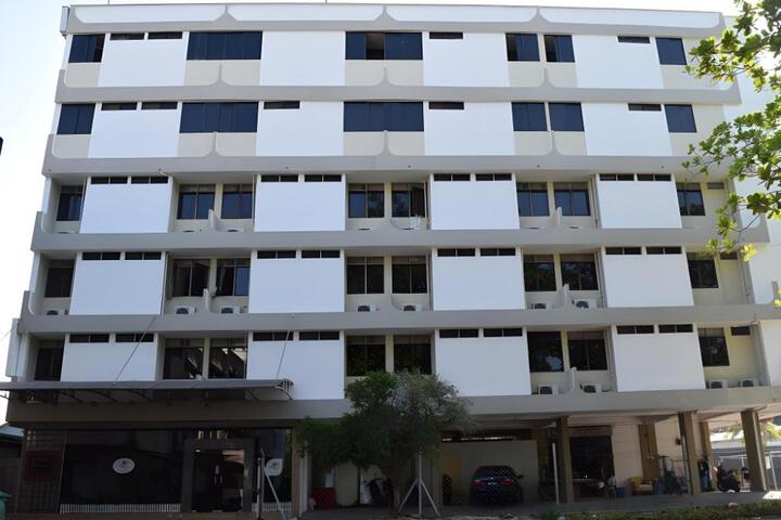 Federal Hotel