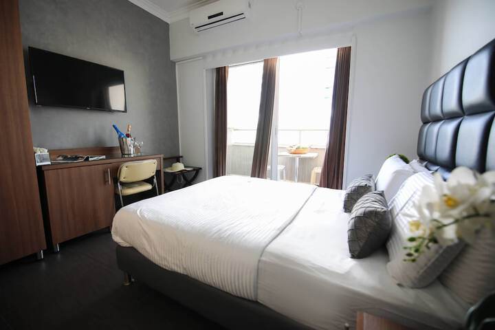 Room 17 of 71