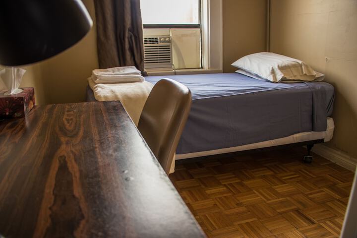 Room 32 of 58