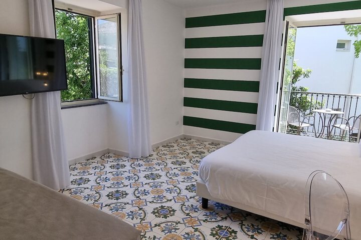 Room 37 of 101