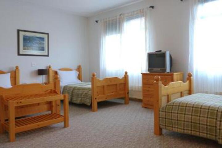 HOTEL MOLIERE