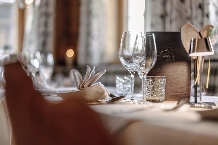 Dining 85 of 115