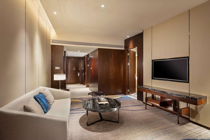 Room 15 of 58