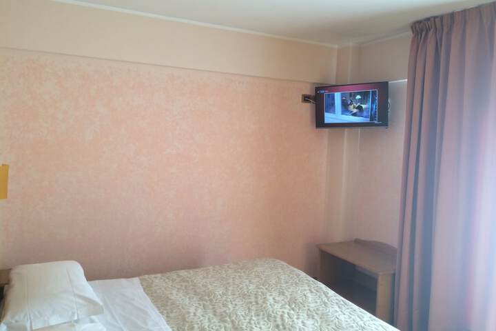 Room 13 of 47
