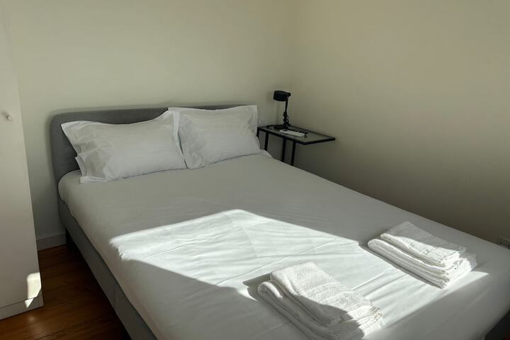 Room 5 of 287