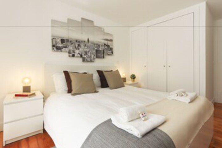 Room 16 of 20