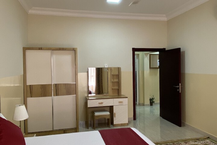 Room 18 of 43