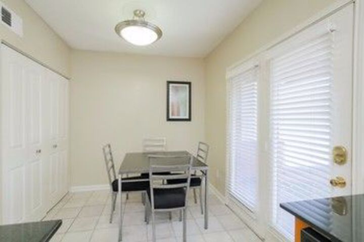Room 14 of 22