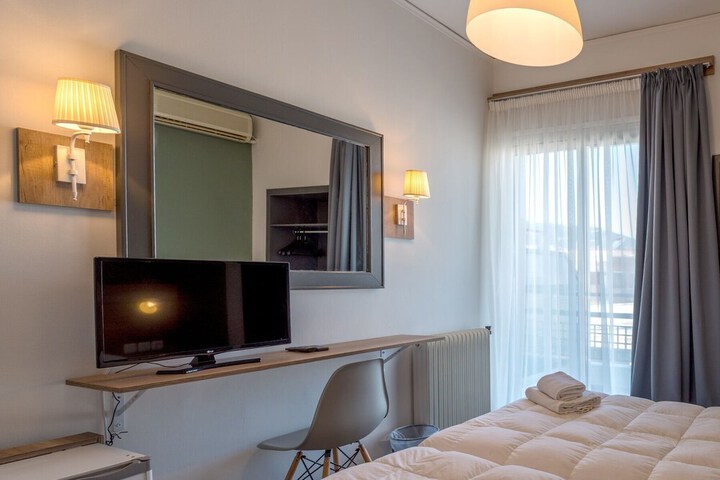Room 16 of 70