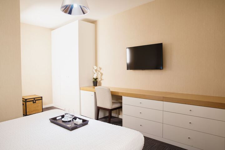 Room 5 of 21