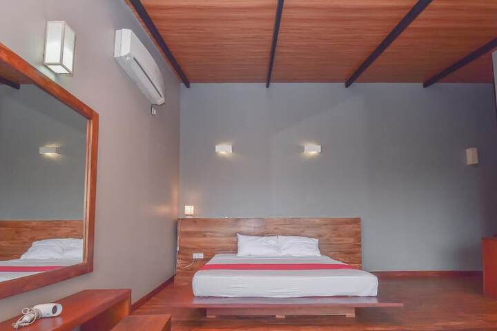 Room 6 of 39