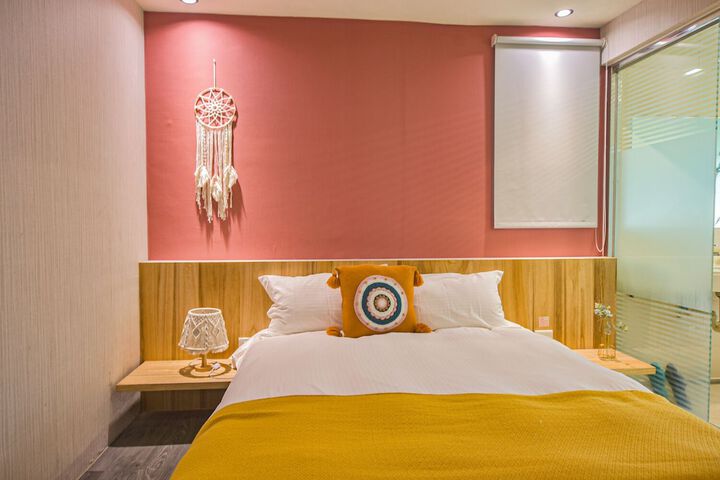 Room 8 of 56