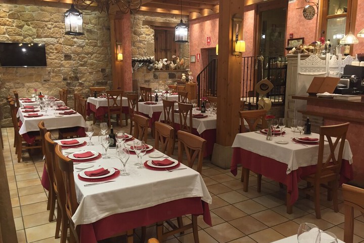 Dining 56 of 160