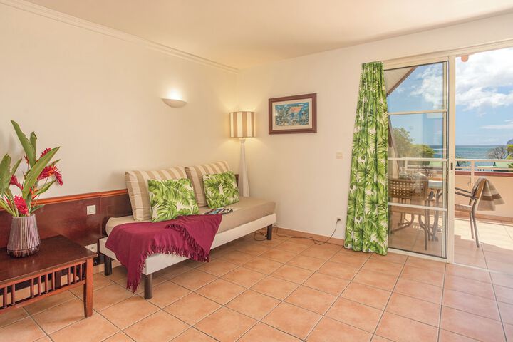 Room 4 of 116