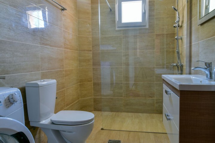 Room 65 of 80