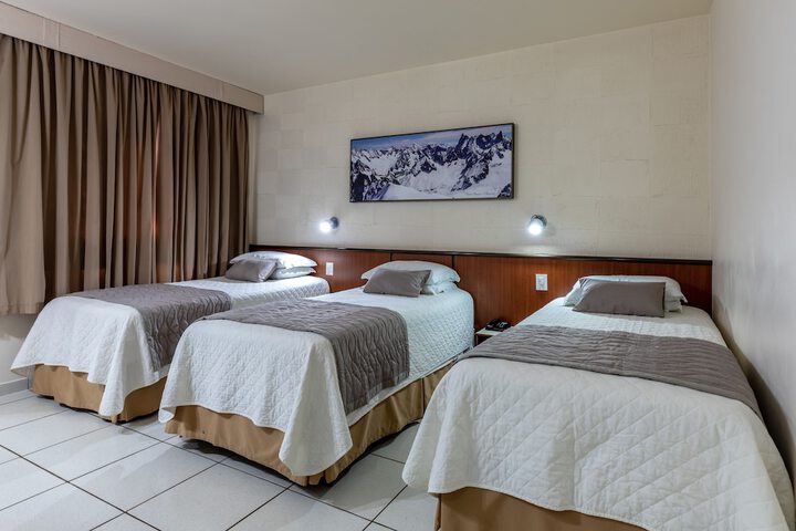 Room 8 of 31