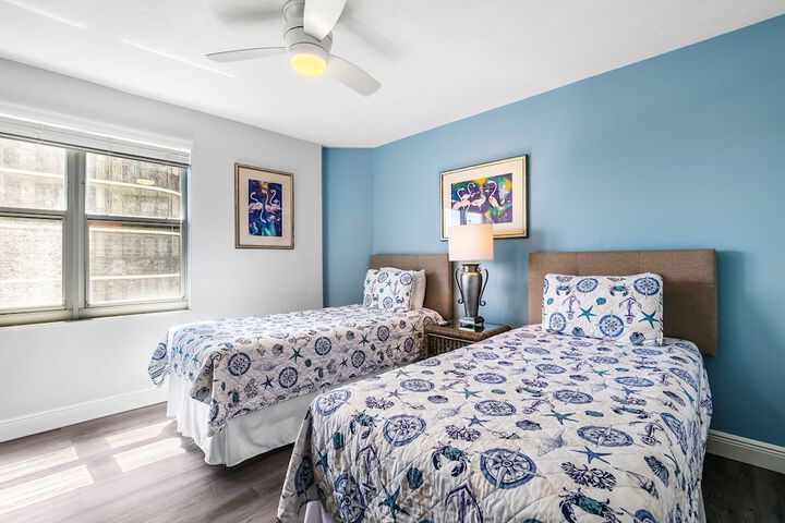 Room 12 of 134