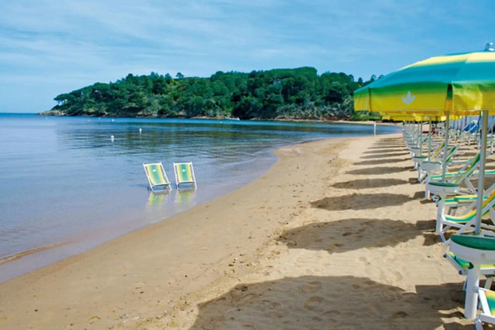 Beach 9 of 16