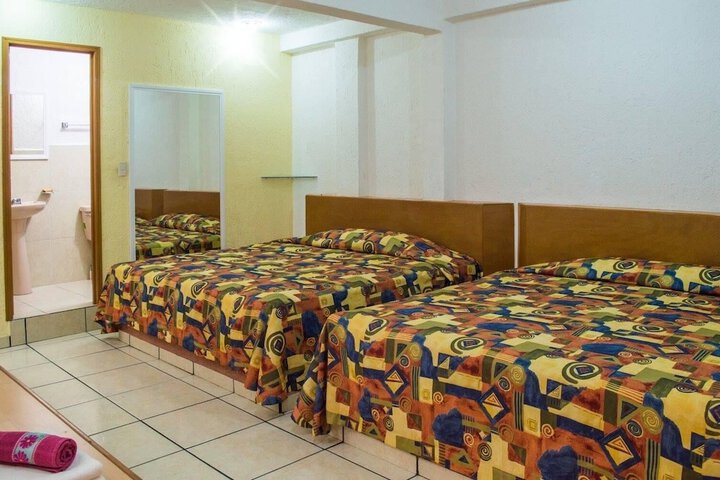 Room 9 of 21