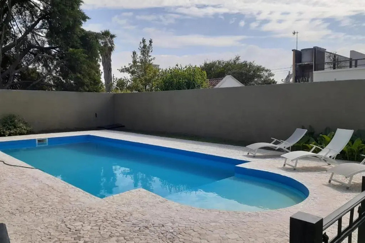 Pool 11 of 15