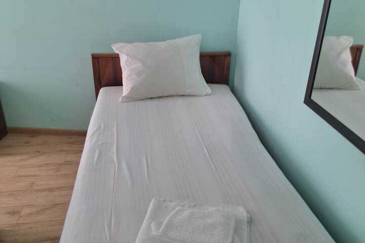 Room 3 of 15