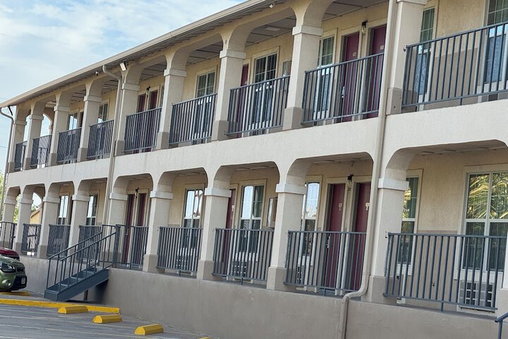 Hotel 56 of 58