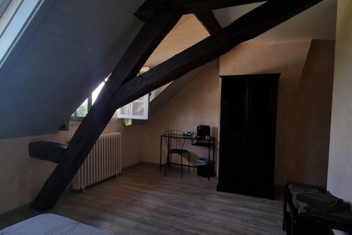 Room 17 of 70