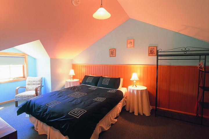 Room 5 of 46