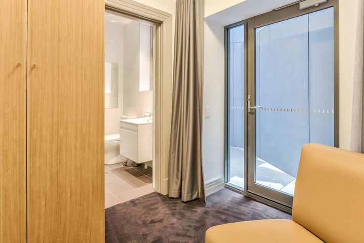 Room 15 of 40