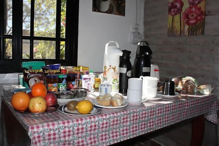 Breakfast/Coffee Service 90 of 126