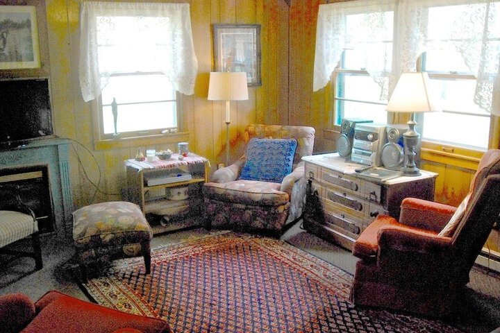 Room 24 of 47