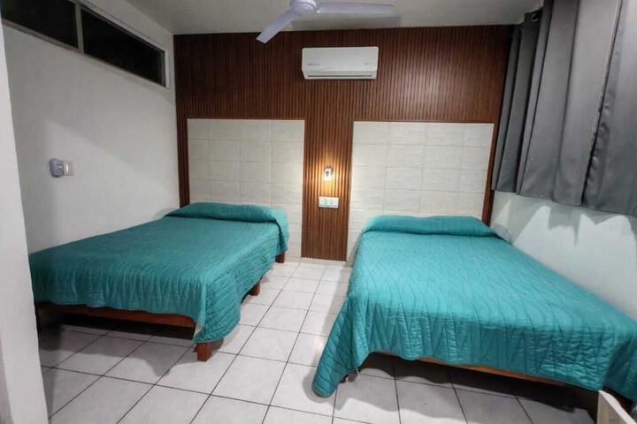 Room 9 of 24