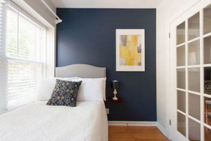 Room 8 of 24